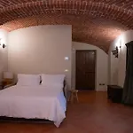 Villa Bruno Selvago In *