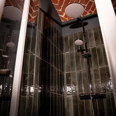 Bruno Selvago In Villa *