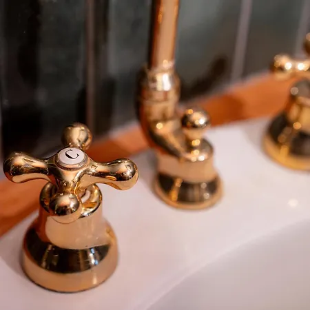 Villa Bruno Selvago In *