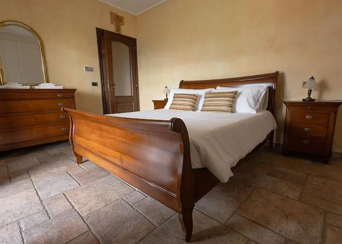 Villa Bruno Selvago In *