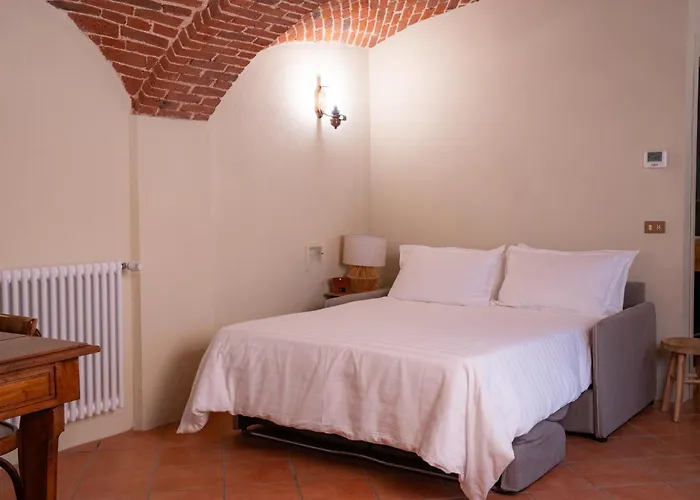 Bruno Selvago In Villa *